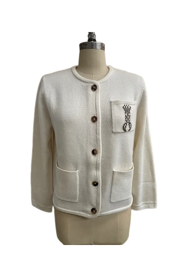 Naisten lyhennetty neuletakki