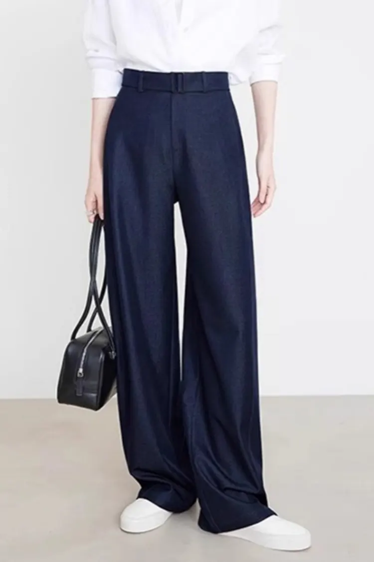 Naisten Slim-Fit -pukuhousut